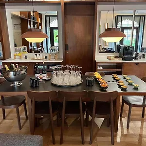 Otel Praktik Essens